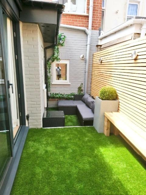 בורנמות' Cloud9 Guest House - By Coastline Retreats - 2 Bedroom Self Contained Garden Flat - Luxury Bath, Netflix, Superfast Wifi, Parking Included מראה חיצוני תמונה